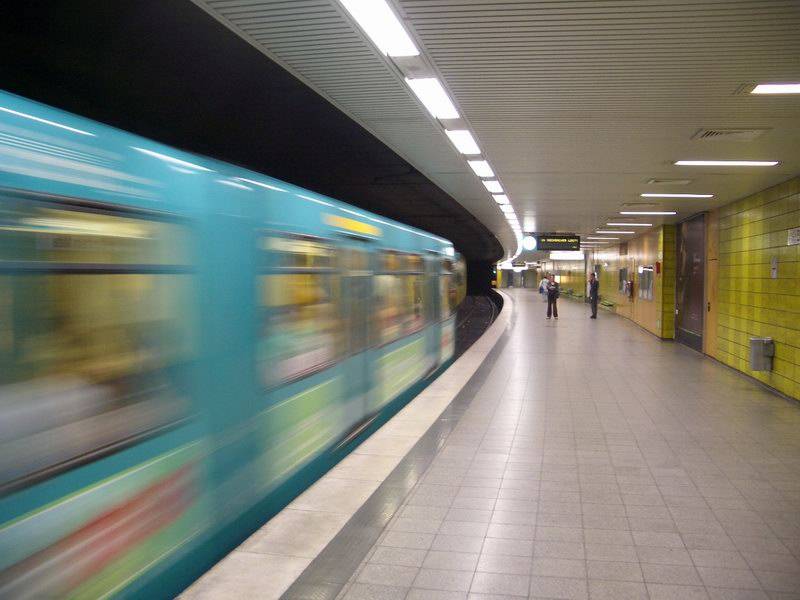 Schienenwechsel Tunnelanlage Frankfurt