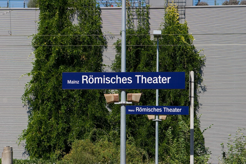 Neuauftrag für die Gleiserneuerung am Römischen Theater in Mainz